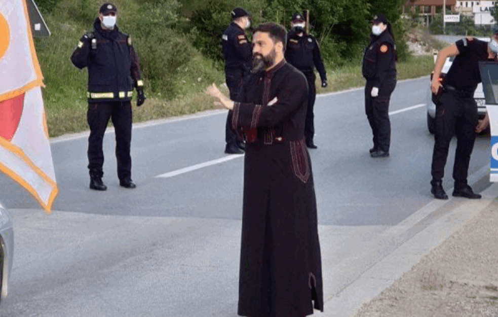 CRNOGORSKA POLICIJA ĆE SPREČITI LITIJE: <span style='color:red;'><b>Direktor policije</b></span> upozorio vernike! 